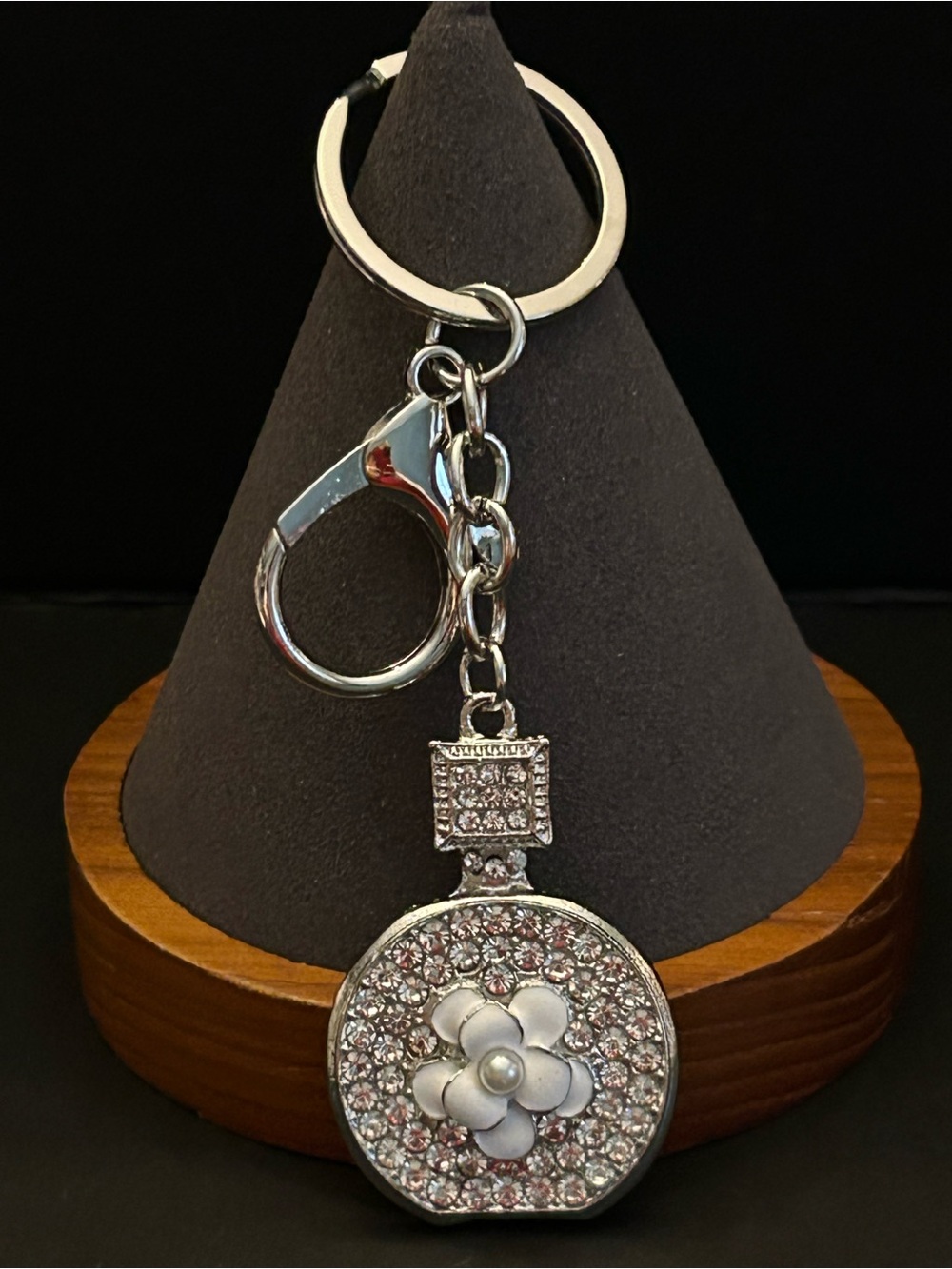 Colorful Enamel Flower Faux Pearl Bag Charm Keychain w/Crystal Accents NWT - Picture 4 of 14